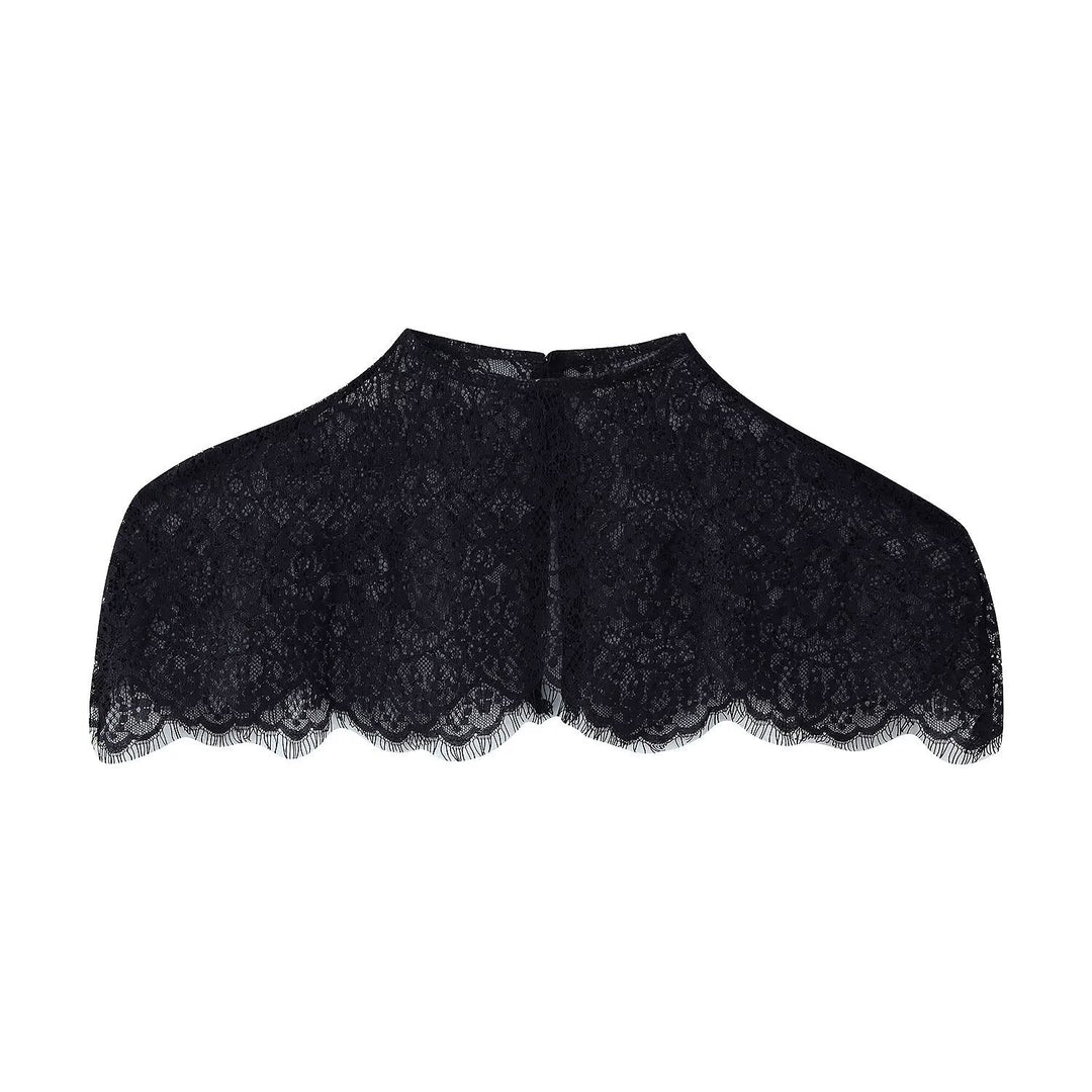 Damer spisse hængerklæd med elegant rygudskæring og charmerende kant Skjora