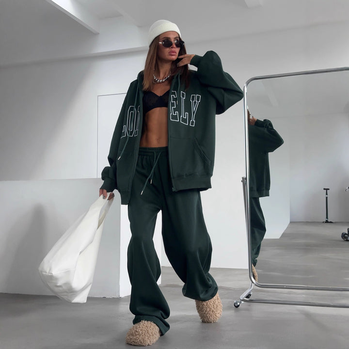 Women's Casual Lounge Set with Generous Cut and Elastic Waistband Skjora