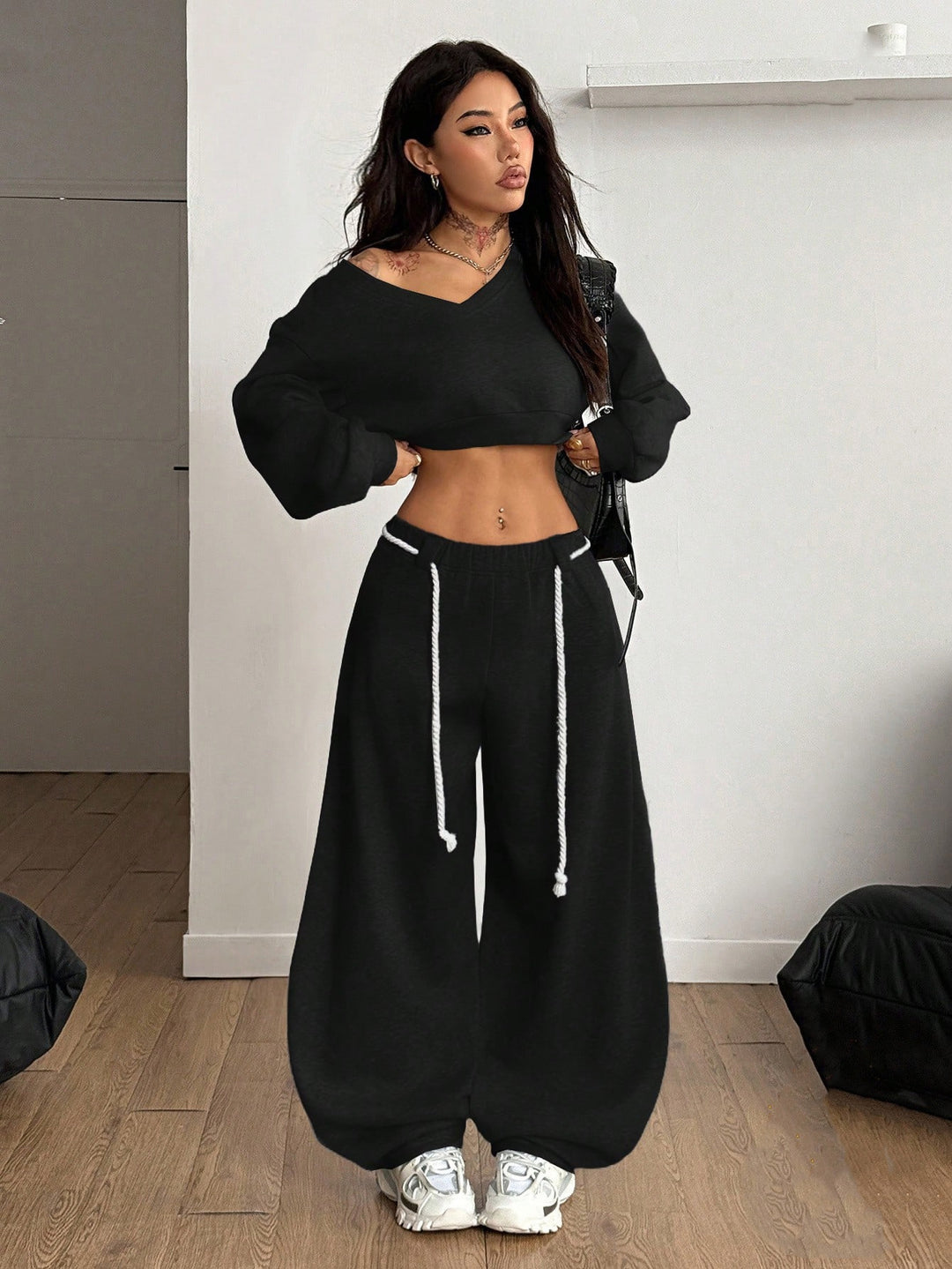 Kvinne casual crop topp og vide bukser sett Skjora