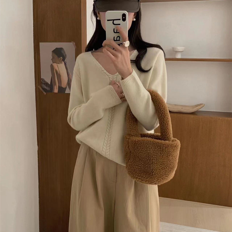 Kvinne Oversized V-Hals Genser med Fin Strikket Tekstur Skjora