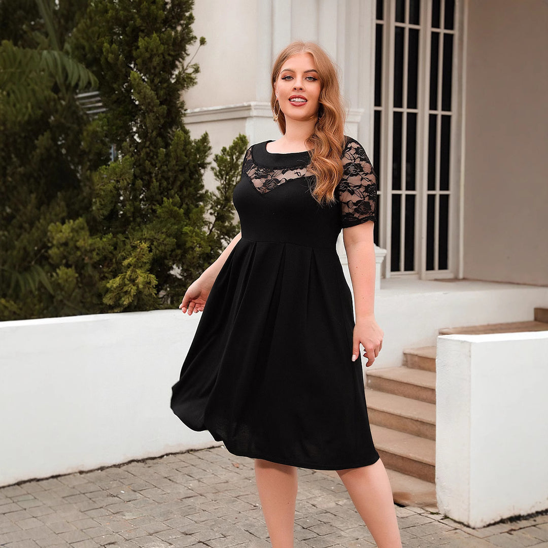 Dame Elegant kjole med blondeermer og svingende skjørt Skjora