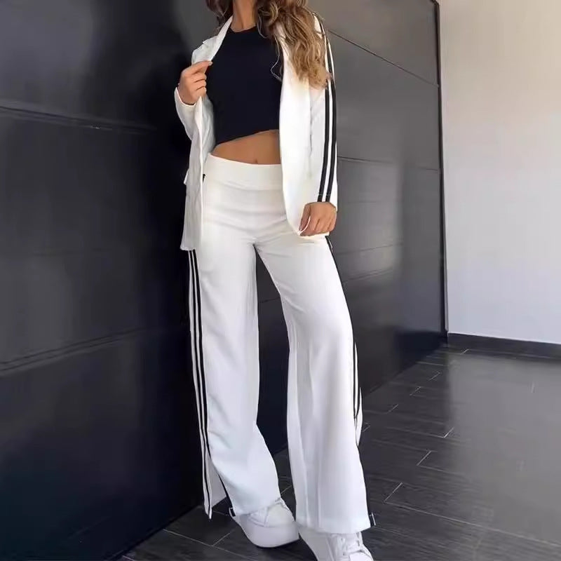 Kvinnelig sporty blazer sett med vidde bukser Skjora