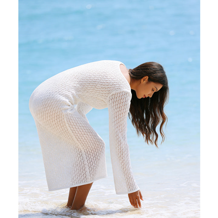 Damen Häkel-Strandkleid mit raffiniertem Keyhole-Ausschnitt und langen Ärmeln Skjora