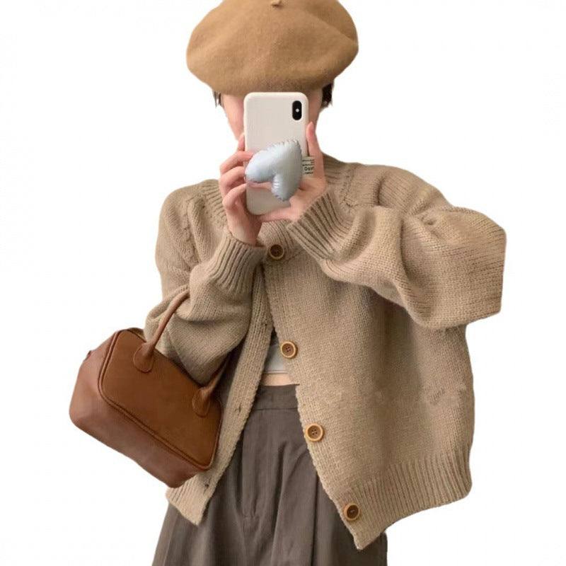 Damer Casual Cardigan med Kontrasterende Knapper og Casual Snitt Skjora