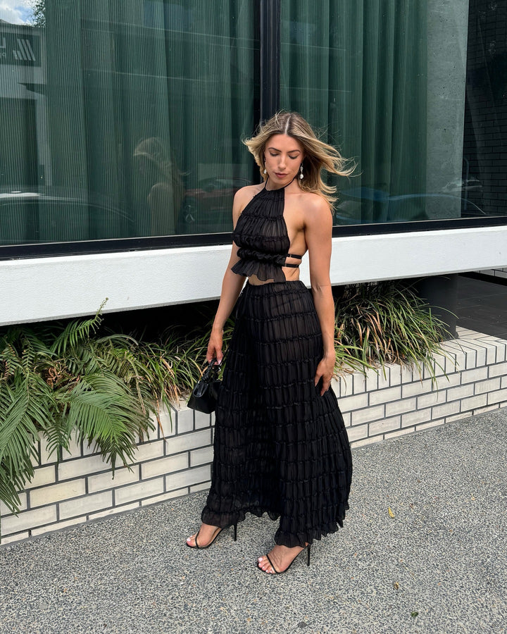 Damer elegant Maxikjole med volangdetaljer og cut-out-elementer Skjora