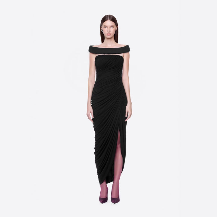 Damer Elegant Kveldsdrakt med Off-shoulder-design og raffinert Drapé Skjora