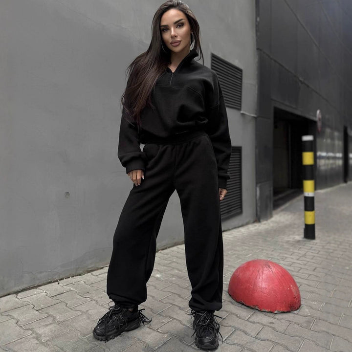 Women's Sporty Fleece Tracksuit with Stand-up Collar and Zipper Skjora