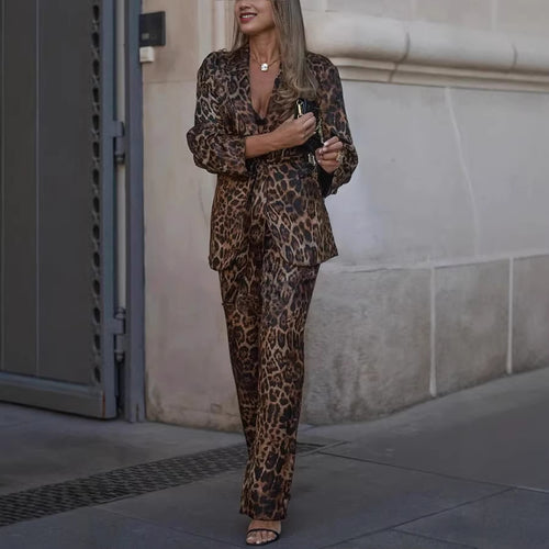 Damen Elegant og moderne dresssett med leopardmønster Skjora