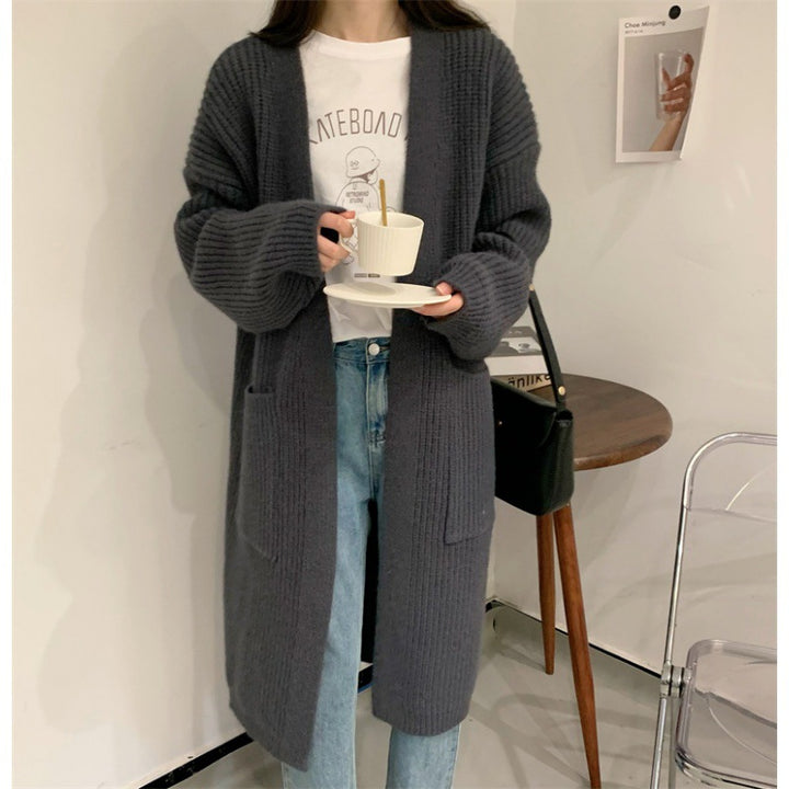 Kvinnes Plus Size Strikket Cardigan med Casual Snitt og Lommer Skjora