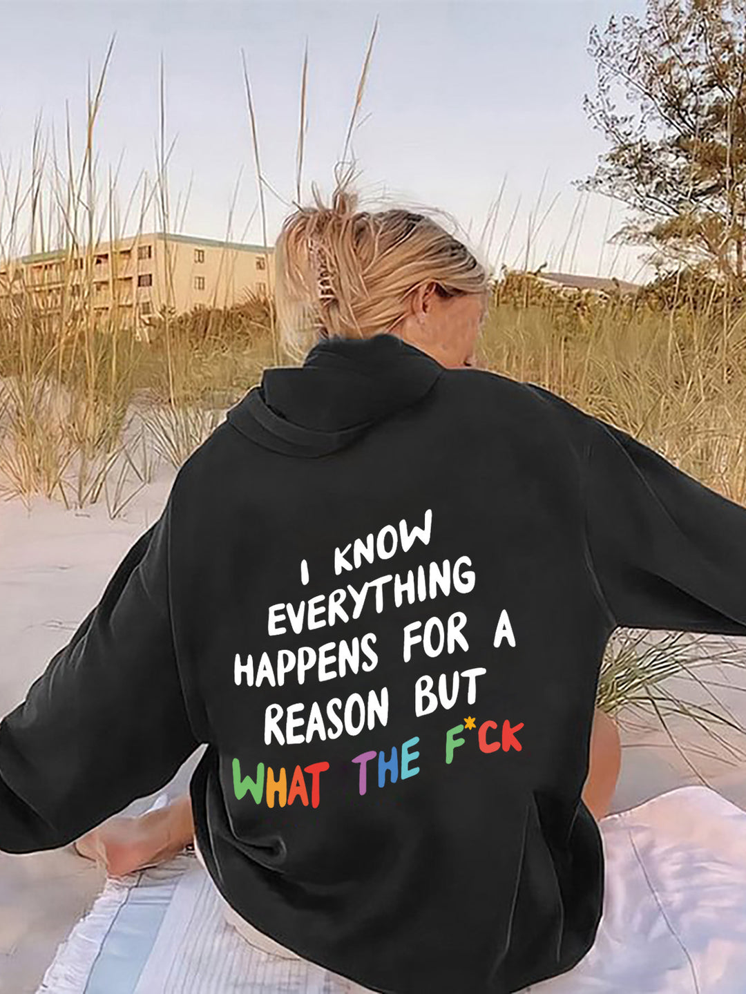 Dame hoodie med inspirerende tekst og løs passform Skjora