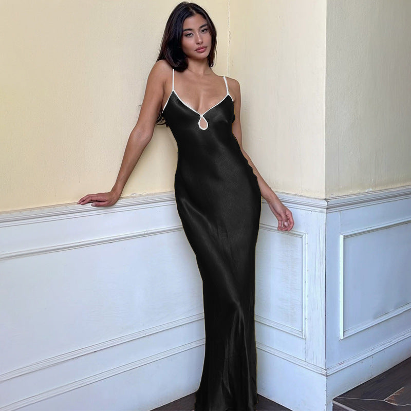 Damer Elegant Sateng Maxi Kjole med justerbare spaghetti stropper og dyp V-hals Skjora
