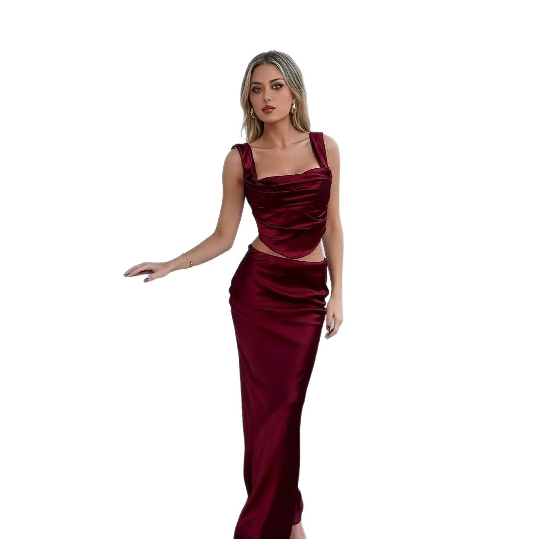 Dame Elegant Satin Sett med innsvingt topp og svingende skjørt Skjora