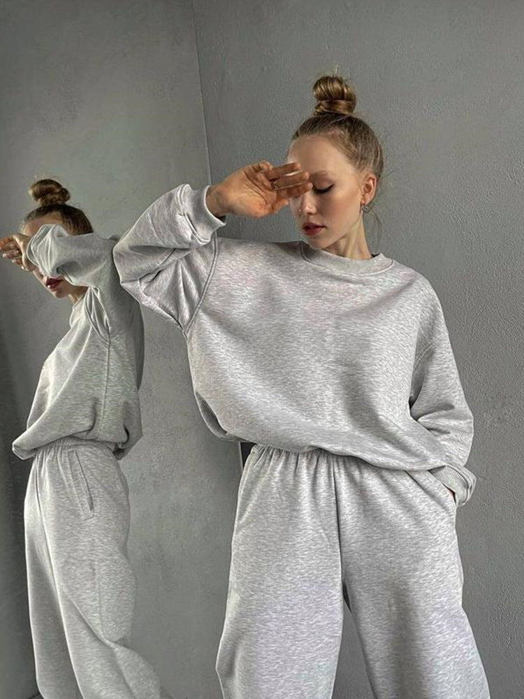 Kvinnenes komfortable joggedress med elastisk midjebånd og komfortabel passform Skjora