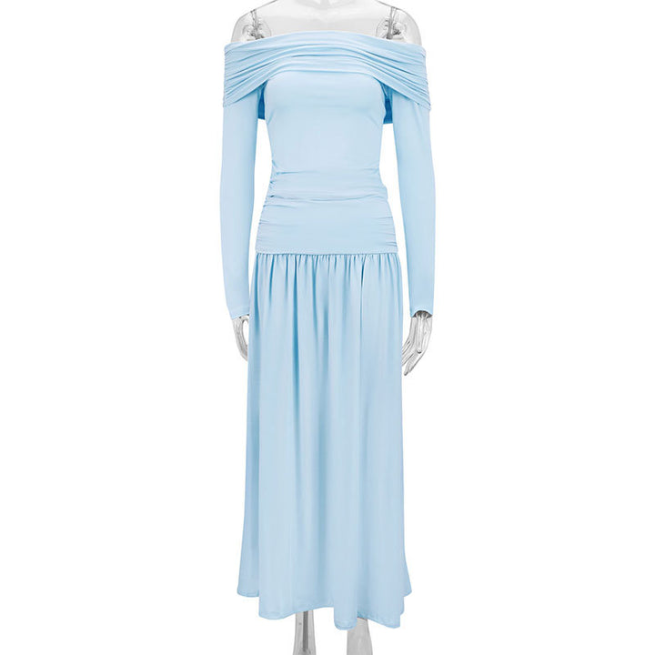 Dame maxikjole med elegant rynking og off-shoulder design Skjora