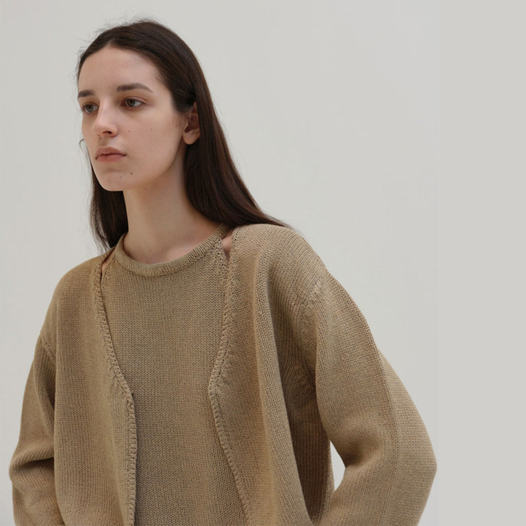 Kvinnens komfortable og elegante strikkede cardigan Skjora