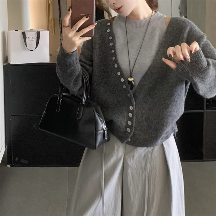Kvinnes løsstrikket cardigan Skjora