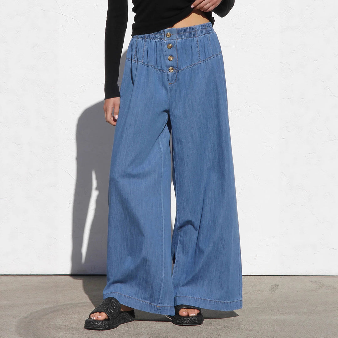 Damer brede denim hotpants med elastisk liv og knappedetaljer Skjora