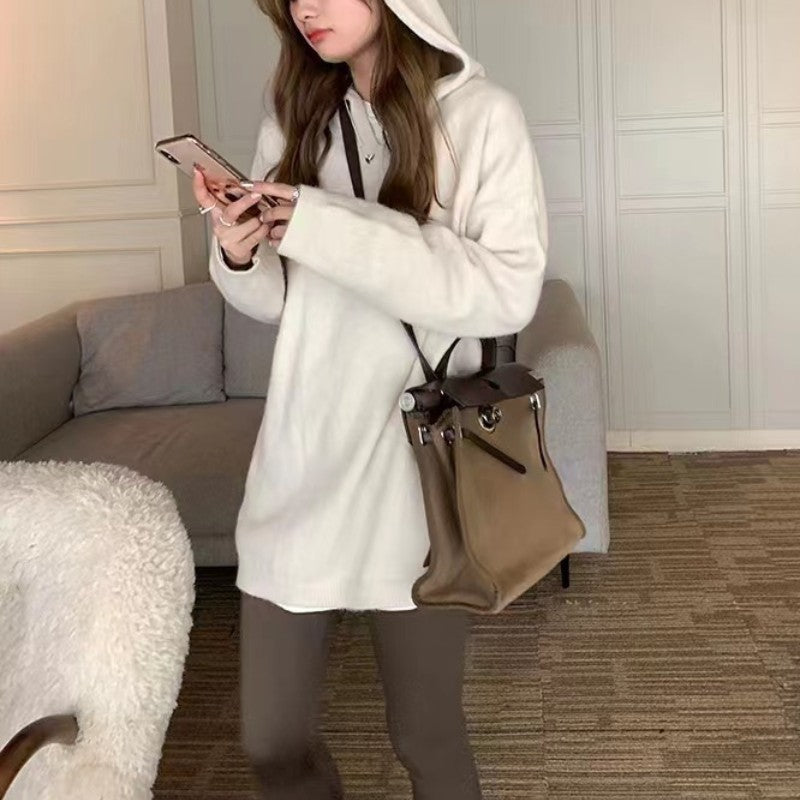 Damer casual hettegenser med en løs passform og elegant finish Skjora