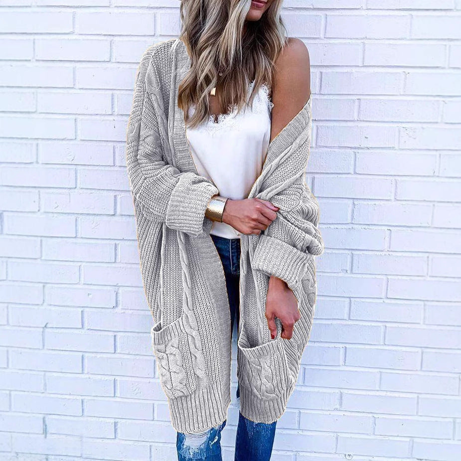 Dames cardigan i kabelstrikkdesign Skjora