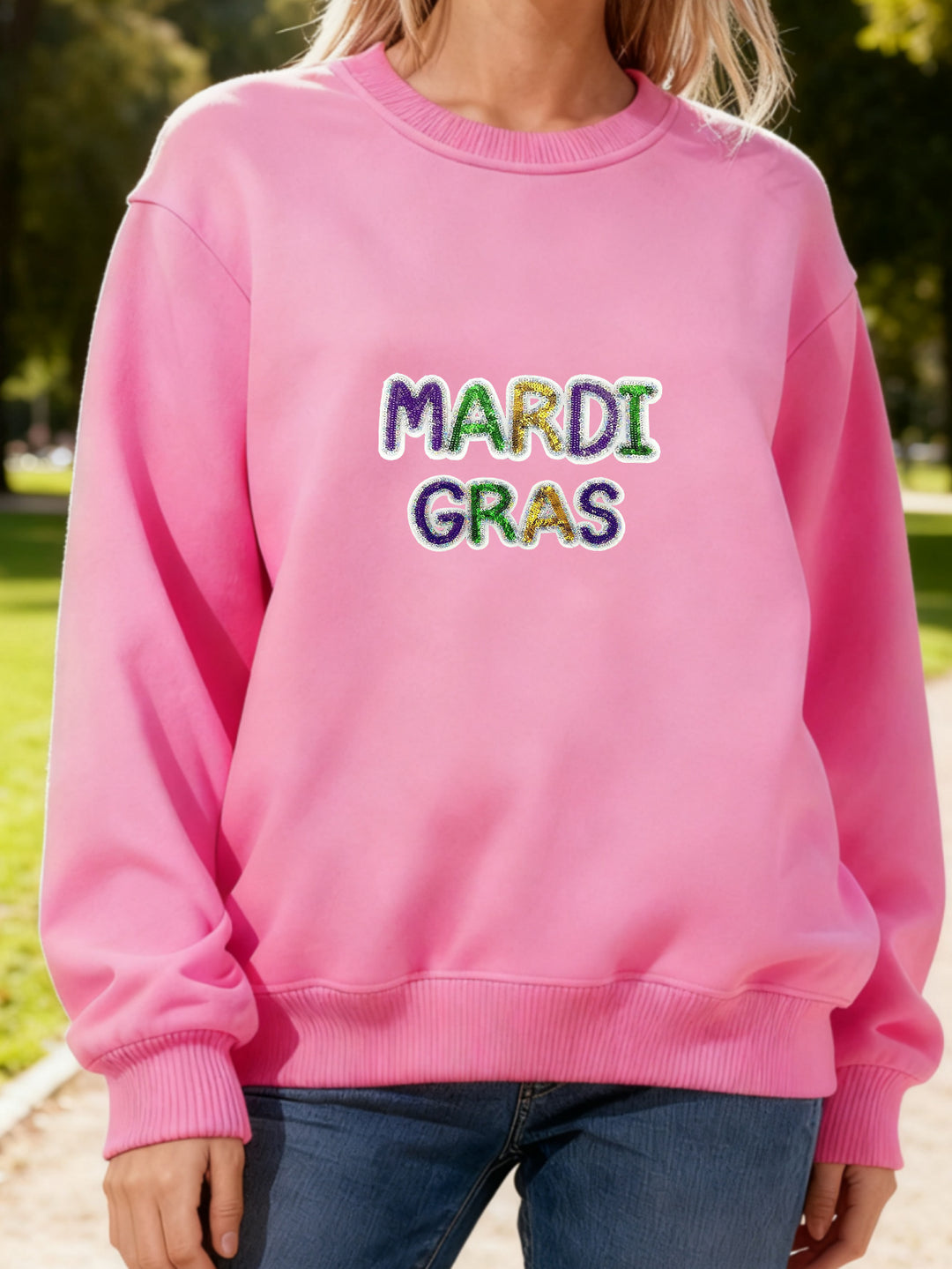 Kvinners hettegenser med livlig Mardi Gras-trykk Skjora