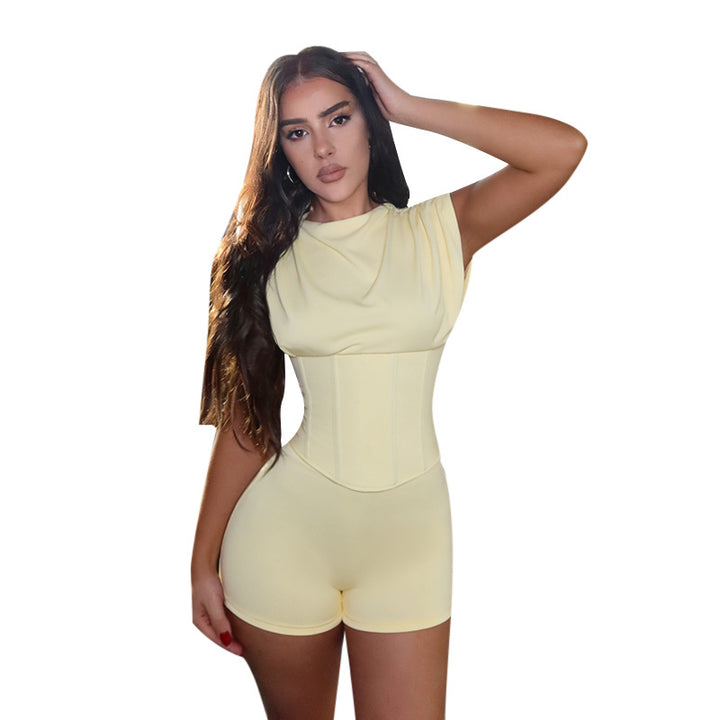 Kvinnelig figursydt jumpsuit med elegant kroppsdrapering og flatterende midje Skjora