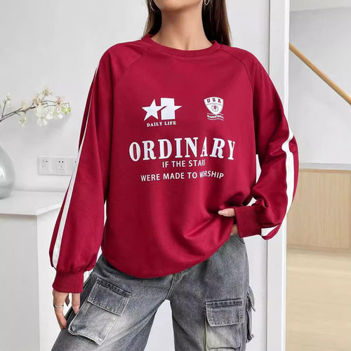Kvinnens uformelle sweatshirt med kreative grafikker og voluminøse ermer Skjora