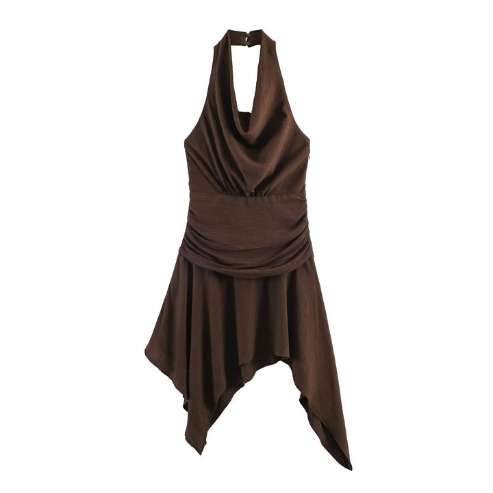 Damer asymmetrisk halterkjole med elegant draperingsdesign Skjora