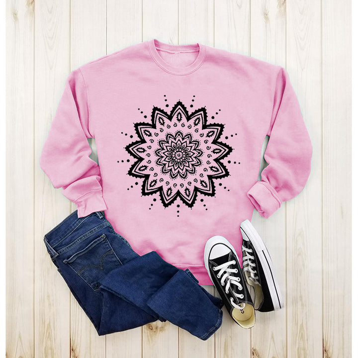 Kvinne sweatshirt med kreativ mandala design og avslappet snitt Skjora