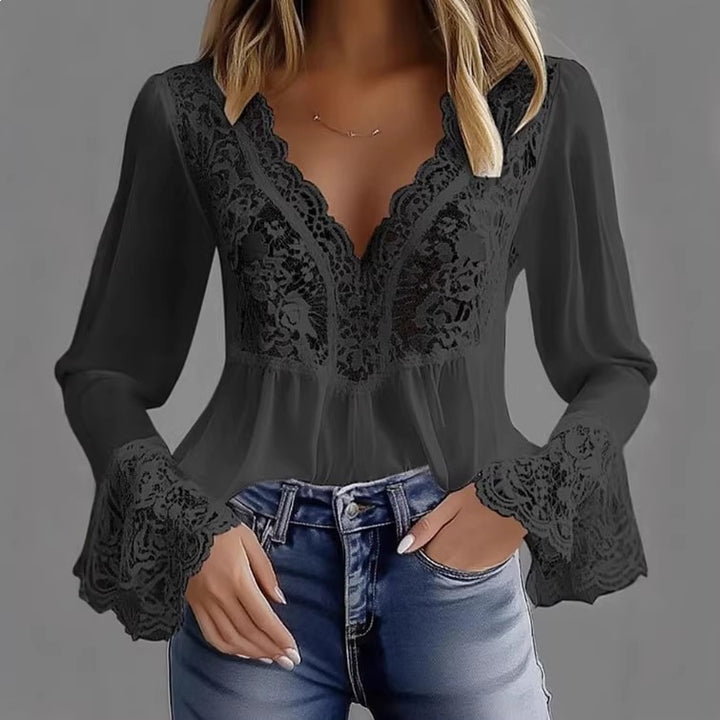 Dame elegant bluse med spissdetaljer og rynket kant Skjora