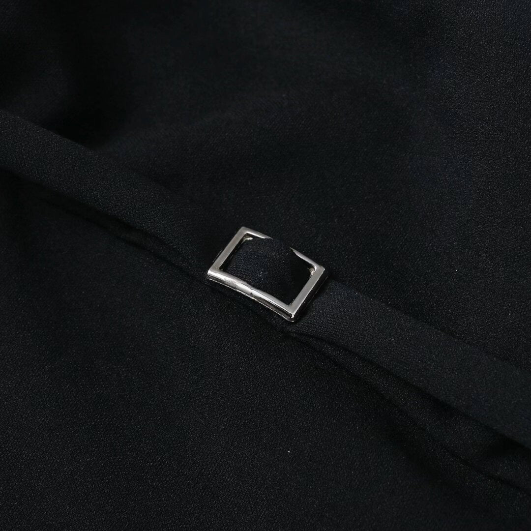 Damer elegant halterneck-overdel med raffinert knute-detalj Skjora