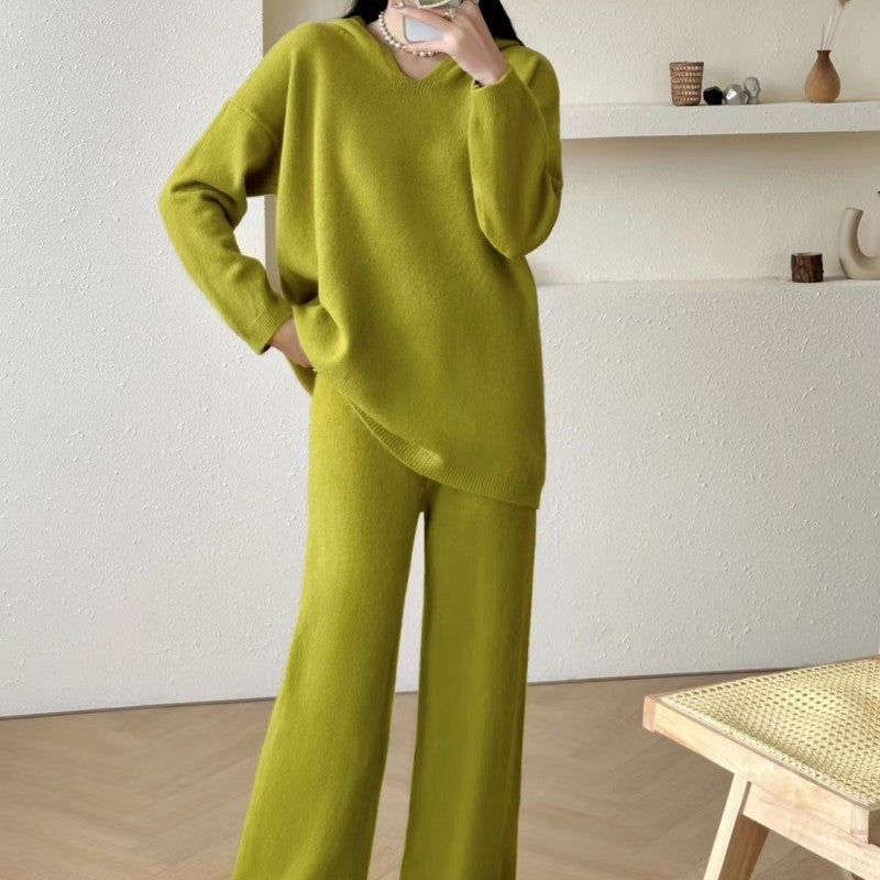 Women's cozy knit set with a loose fit and elegant design Skjora