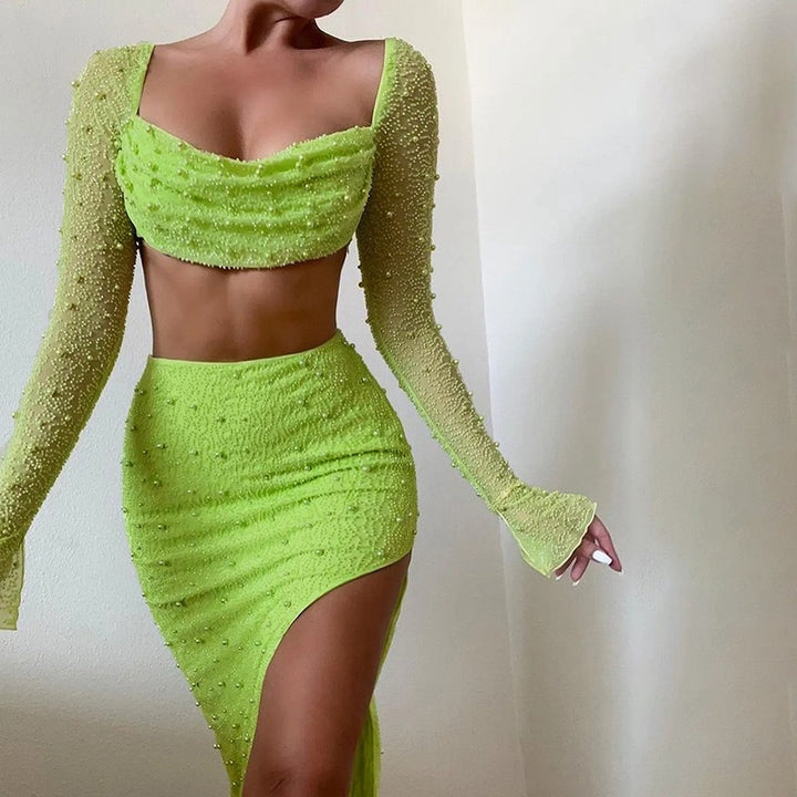 Dame Elegant Crop-Topp med lange, transparente ermer og glitrende akenter Skjora