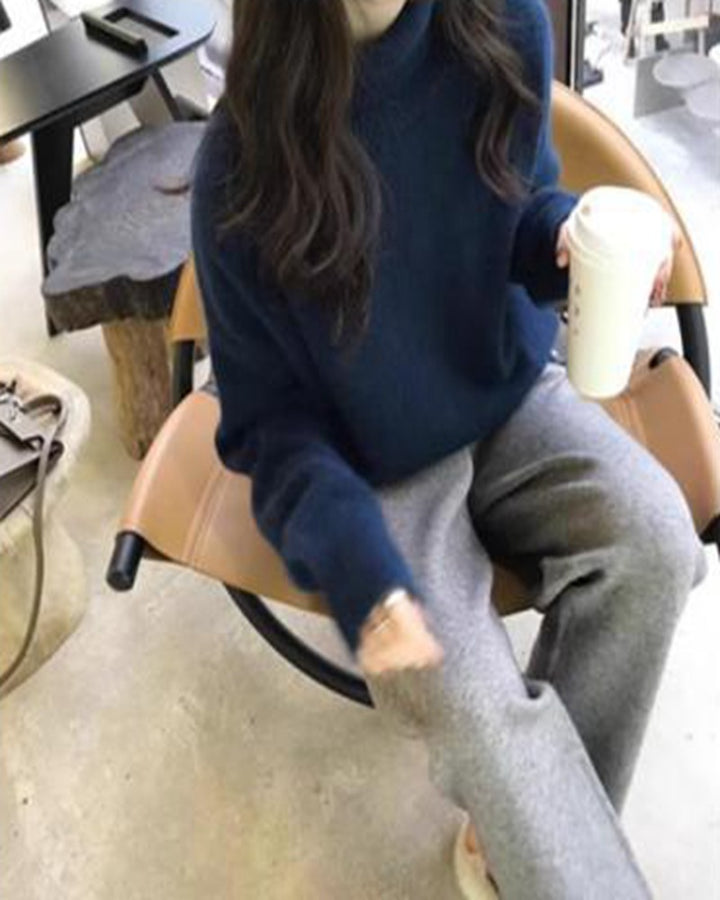 Dame designer turtleneck genser laget av høykvalitets ull Skjora