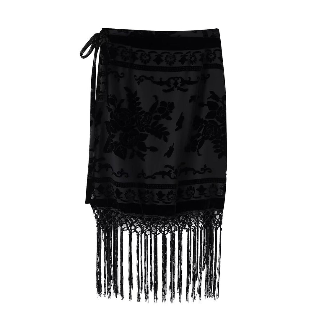Dame elegant fløyelskjol med frynsete detaljer og sidelook belt