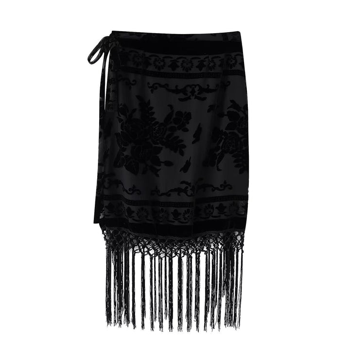 Dame elegant fløyelskjol med frynsete detaljer og sidelook belt
