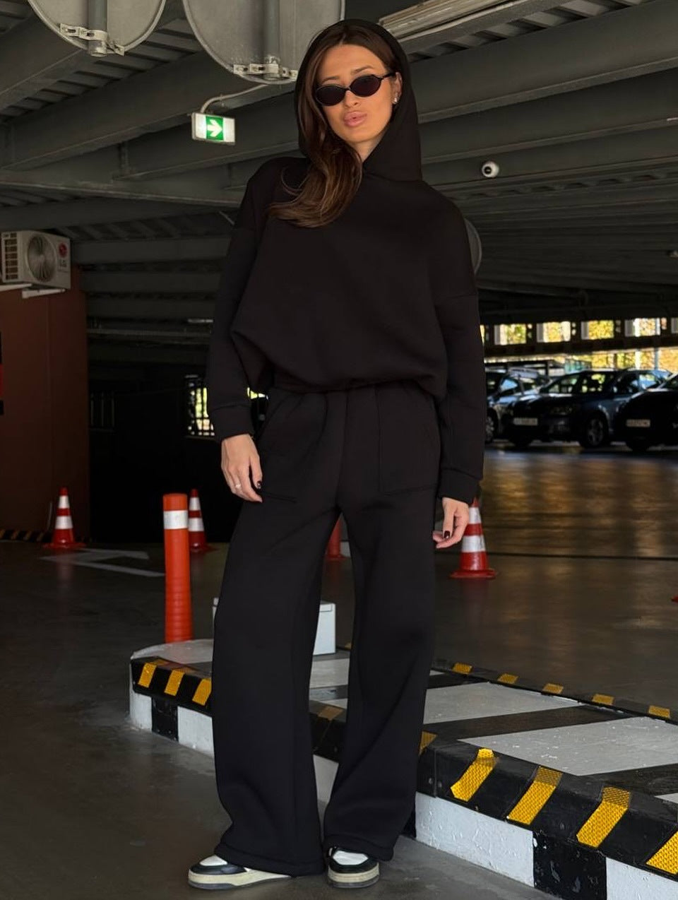 Dame casual hoodie og jogger kombinasjon Skjora