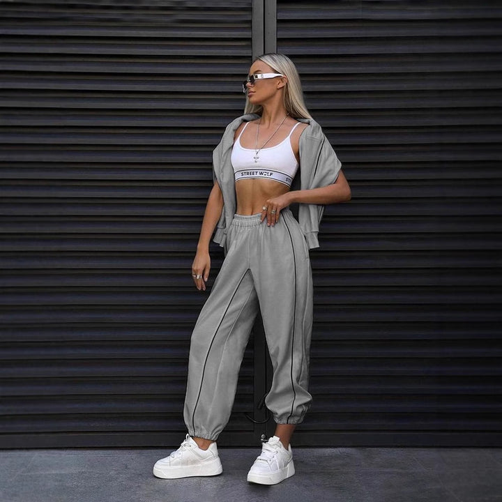 Women's sporty leisure set with cropped sweater and casual sweatpants Skjora
