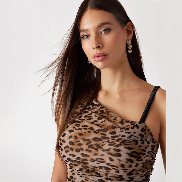 Dame Asymmetrisk topp med leopardmønster og raffinerte rysjer Skjora