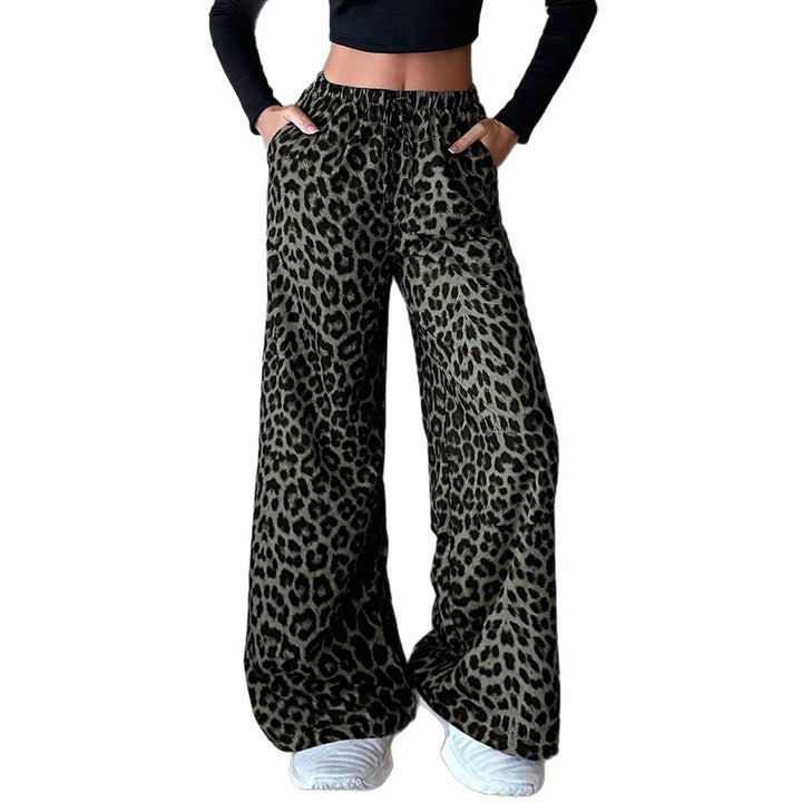 Women's Wide-Leg Palazzo Pants with Eye-Catching Leopard Print Skjora