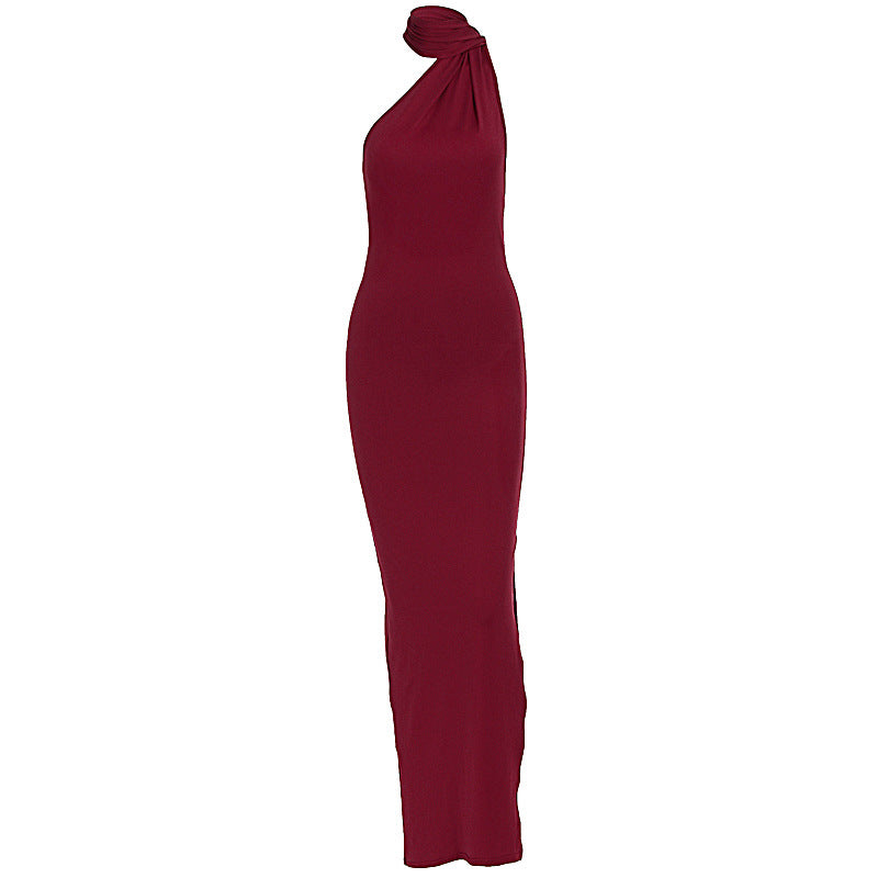 Dame Elegant Maxikjole med innovativt innviklet design og asymmetrisk hals Skjora