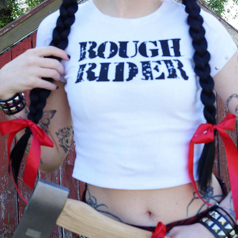 Dame cropped T-shirt med kreativt trykk og komfortabel rund halsutskjæring Skjora