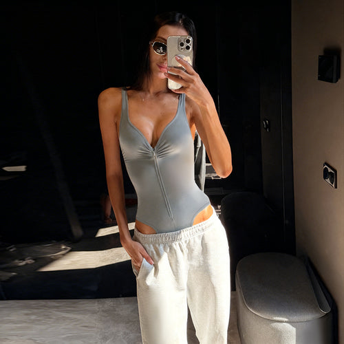 Kvinnelig bodysuit med fine rynker og praktisk glidelås Skjora