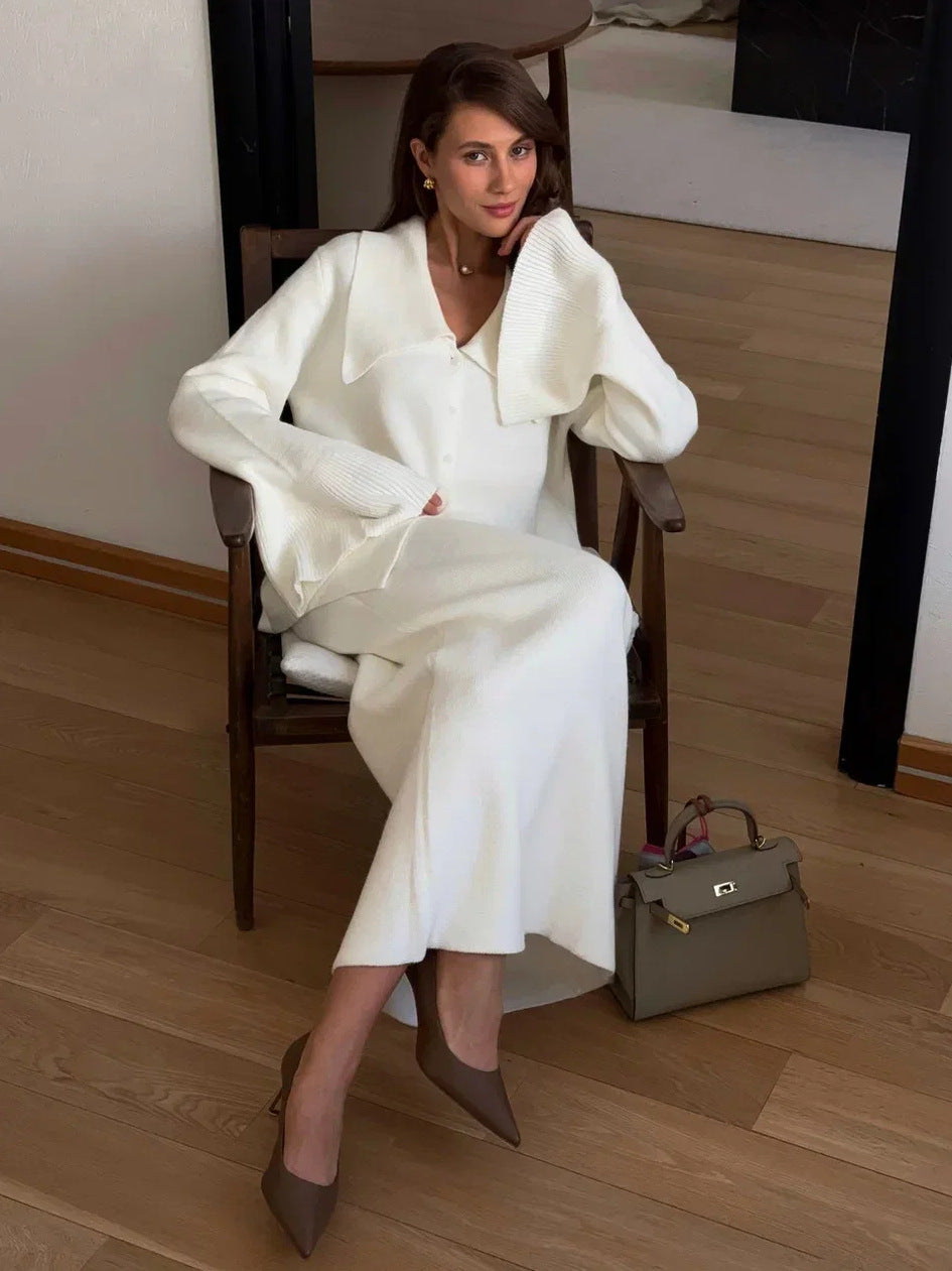 Kvinners strikkesett med elegante knappedetaljer og vid skjorte Skjora