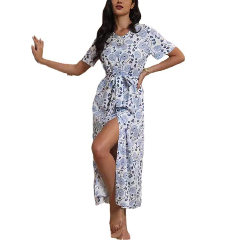 Women's Long-Sleeve Maxi Dress with Floral Design and Elegant Tie Belt Skjora