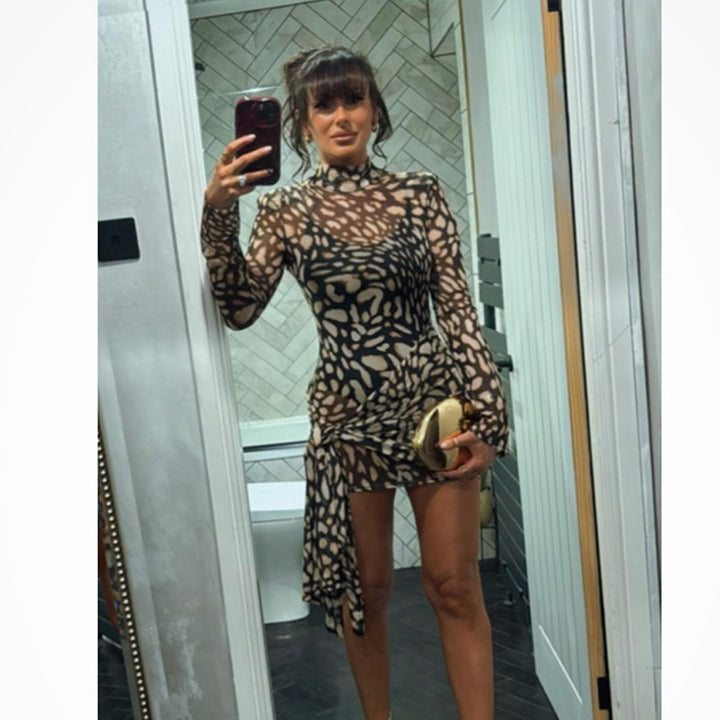 Damen Bodycon Kleid mit langen Ärmeln und animalischem Muster Skjora