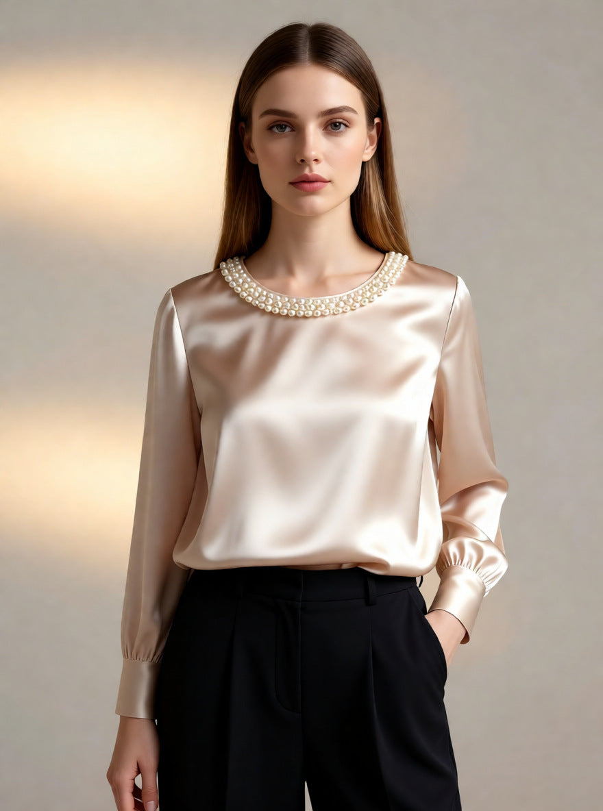 Dame elegant satenglosse bluse med perlekra Whisper