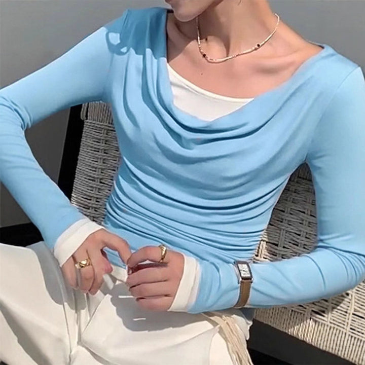 Dame figurtilpasset longsleeve med elegant rynkeeffekt og dyp utringning Skjora