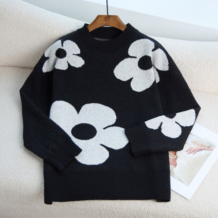 Kvinnegenser med blomsterdesign og klassisk rund hals Skjora