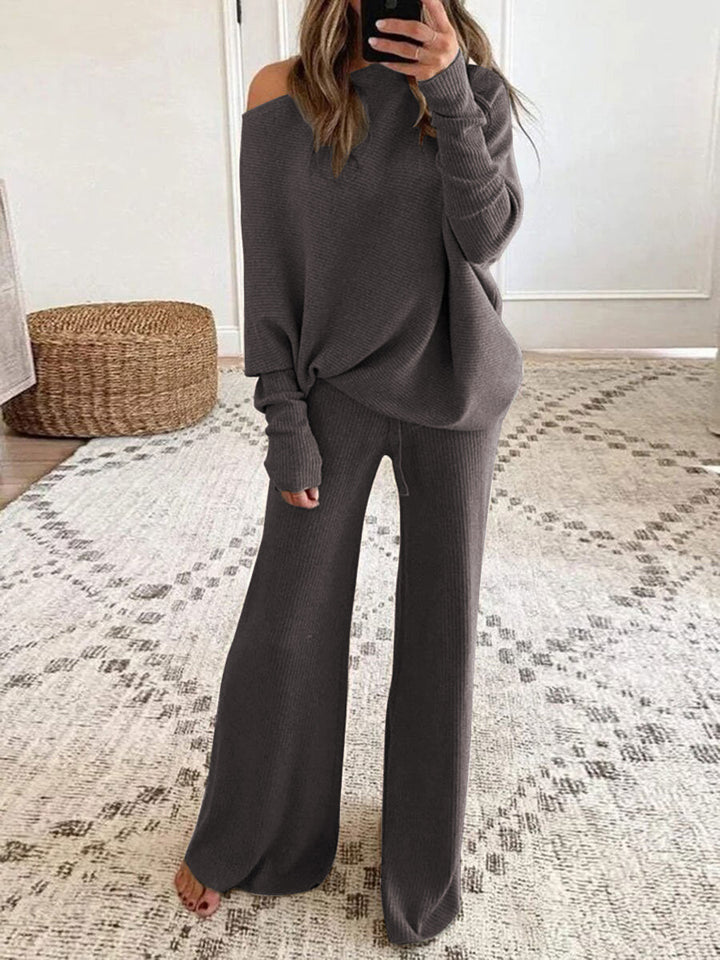 Kvinnes avslappet strikket loungewear sett med løs passform og av- skuldret topp Skjora