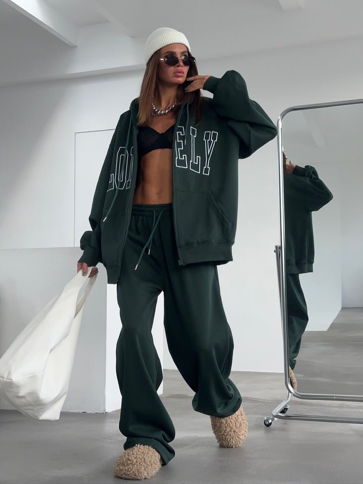 Women's Casual Lounge Set with Generous Cut and Elastic Waistband Skjora